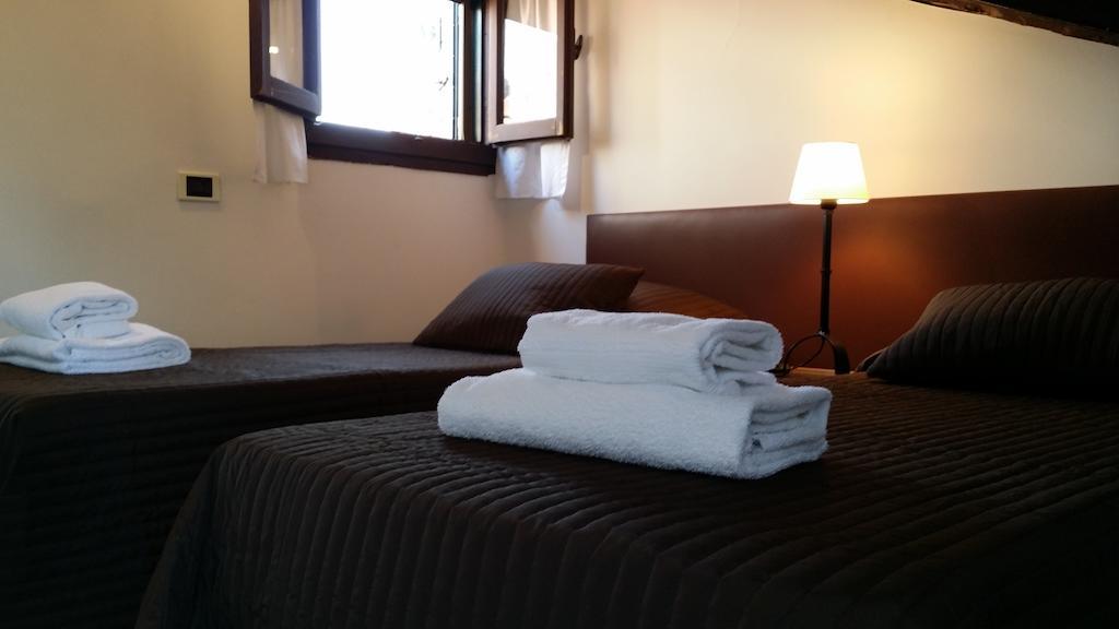 Ferienwohnung Attico San Marco Venedig Zimmer foto